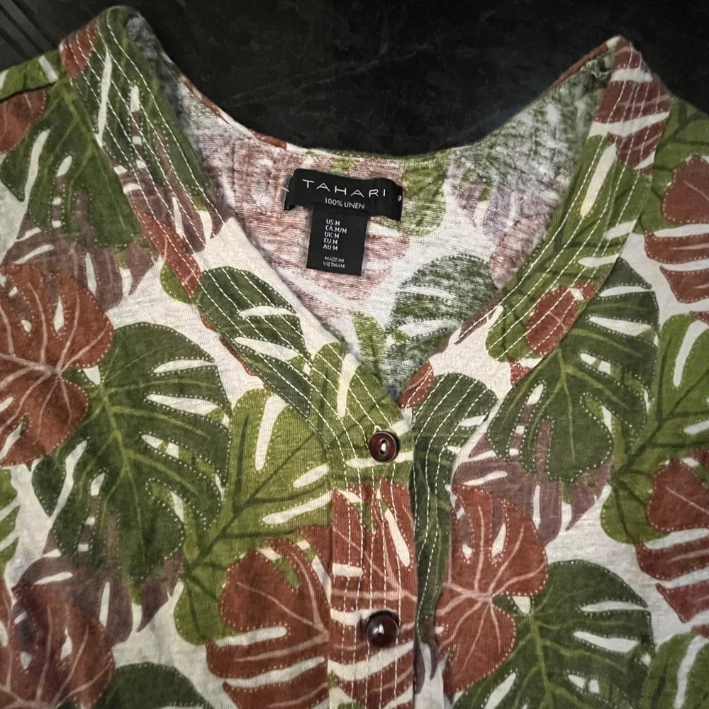 Tahari 100% Linen Tropical Monstera Button-Front Top – Women’s Medium - Picture 6 of 7